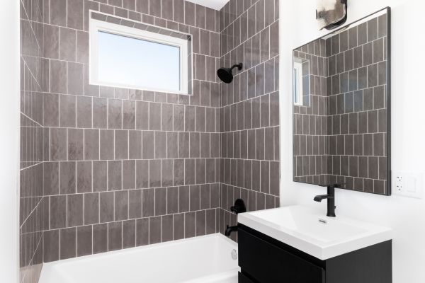 Shower Window Repair in Conway