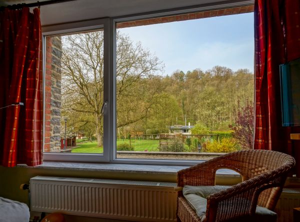 Fiberglass Window Repair Service